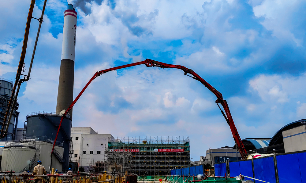 2022年9月27日拍攝的國家能源集團江蘇泰州電廠CCUS項目施工現場。李慧 攝