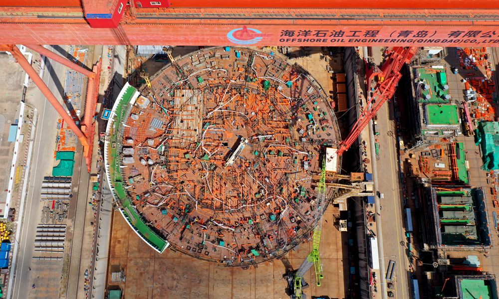 今年是青島場地建造高峰年，預計累計運行項目29個，總工作量將超過23萬噸，高峰期直接人力超過10000人。