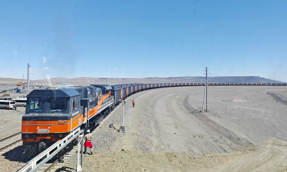 中國煤炭科工將繼續深化與中蒙兩國相關企業的合作，不斷探索和創新煤炭運輸模式，不斷提升自身的技術水平和綜合實力，為構建更加高效、環保的能源運輸體系貢獻煤科力量。