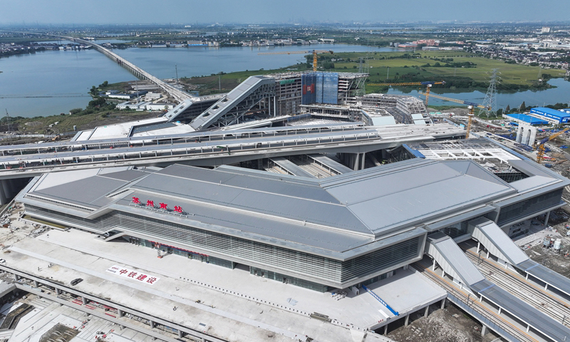10月9日拍攝的建設中的蘇州南站（無人機照片）。新華社記者 季春鵬 攝
