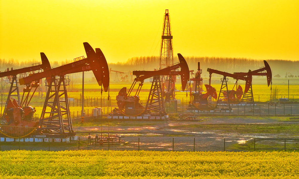 江漢油田潭口油區(qū)開(kāi)發(fā)現(xiàn)場(chǎng)。