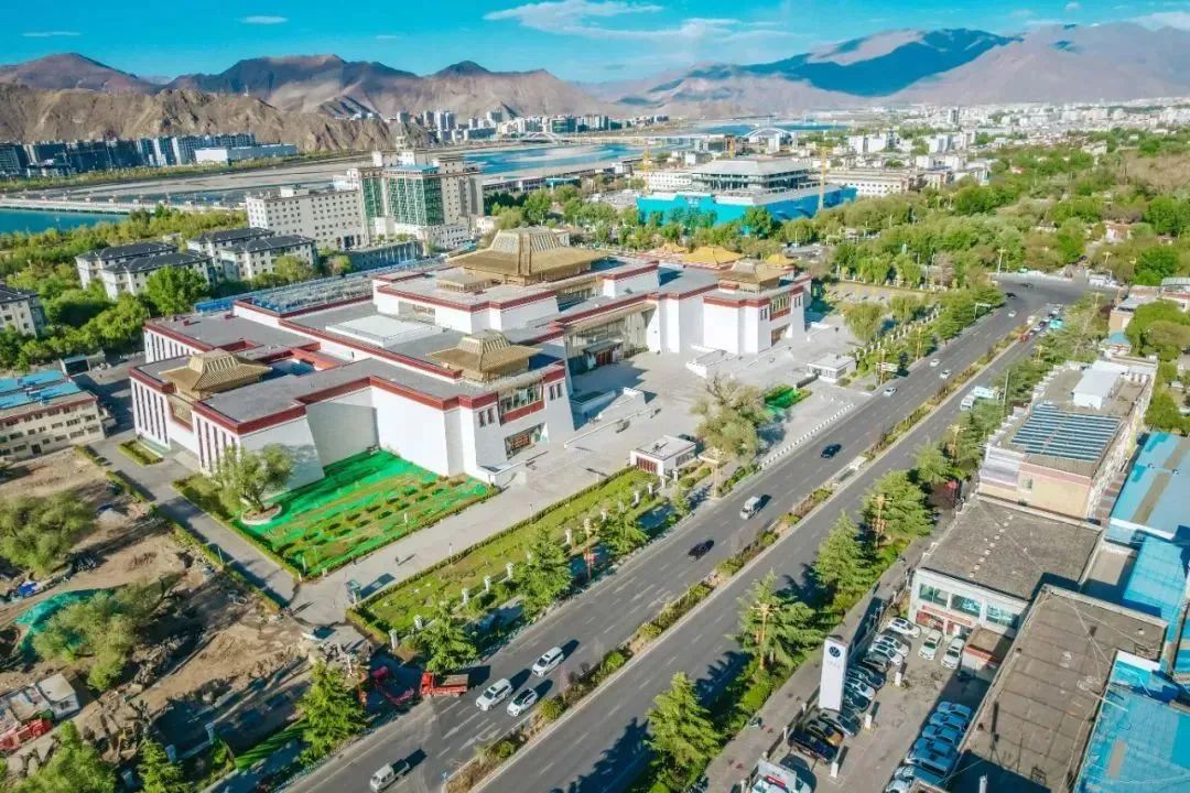 西藏2.jpg 西藏2.jpg