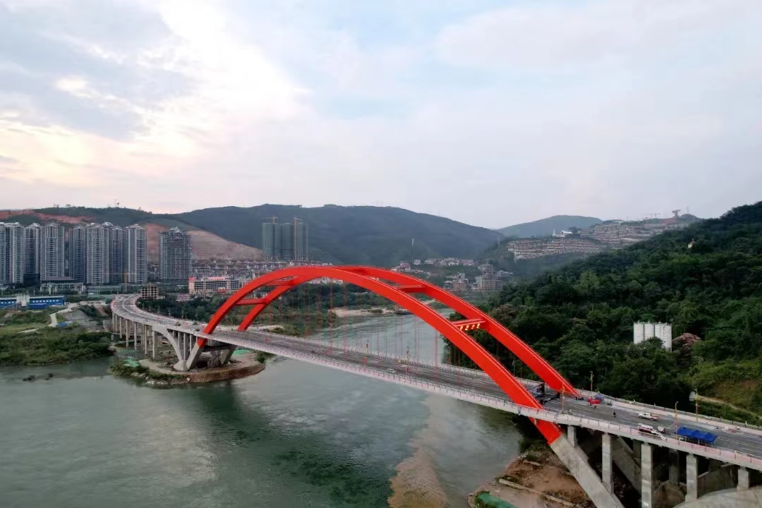 圖二.jpg 圖二.jpg