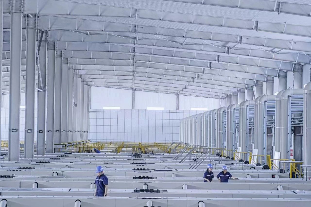 廣西鋁業集團：聚焦“兩高一新” 蹄疾步穩打造鋁產業龍頭⑤.jpg