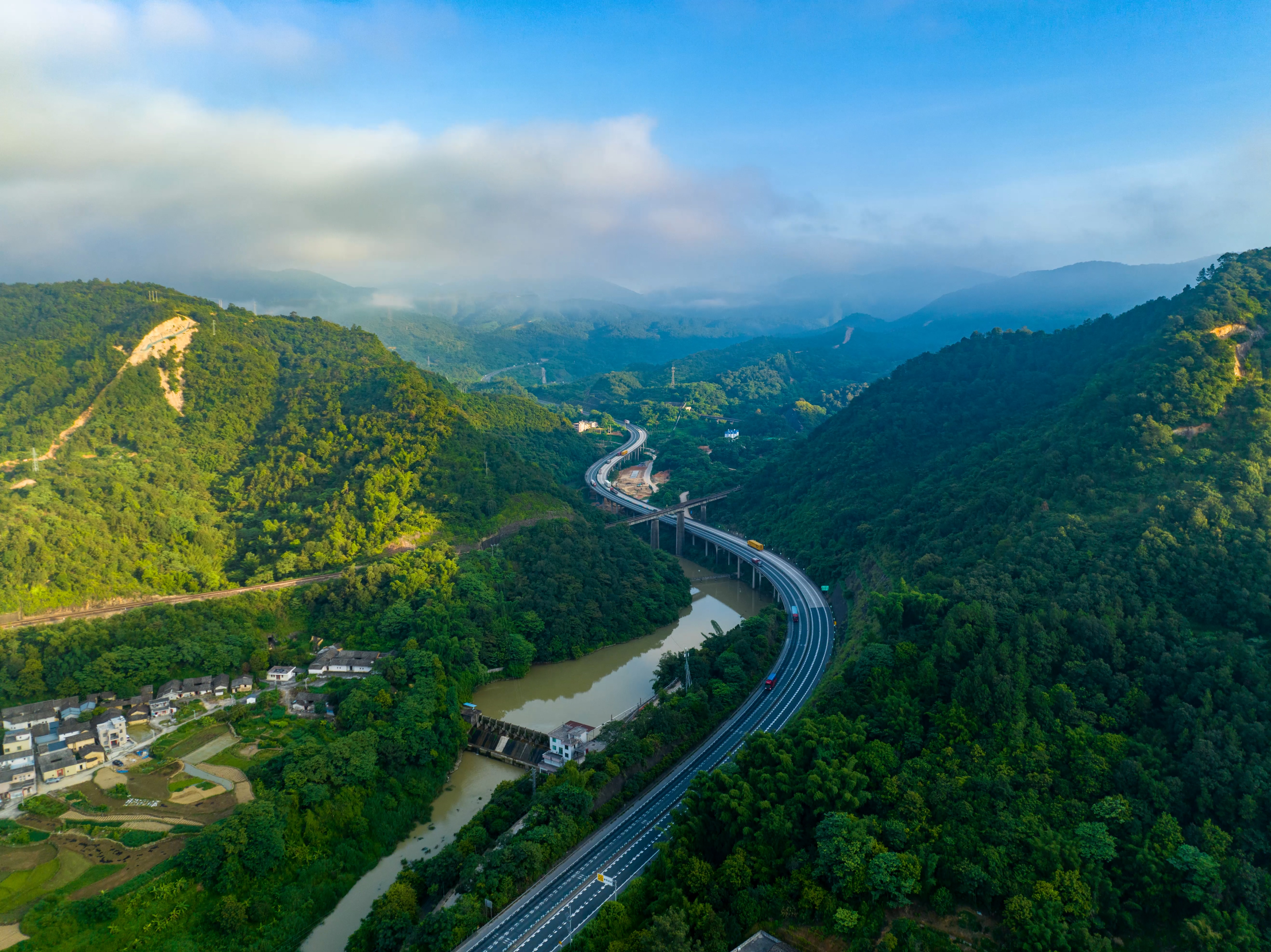 汕梅高速航拍圖.jpg