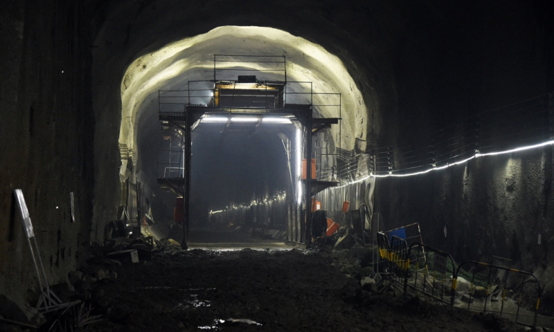 圖為1月7日拍攝的管廊隧道施工現(xiàn)場。新華社發(fā)（任超 攝）