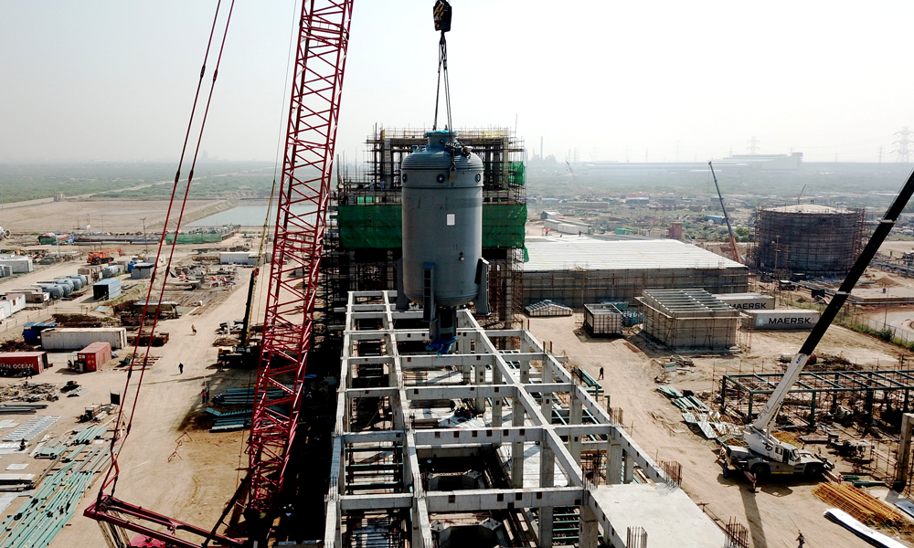 巴基斯坦PVCIII擴建項目是“一帶一路”倡議提出后，中國化學工程所屬天辰公司在巴基斯坦承攬的第一個EPC總承包項目，也是與業主安格魯公司合作完成的PVC二期項目后，重返當地市場的又一個大型項目。